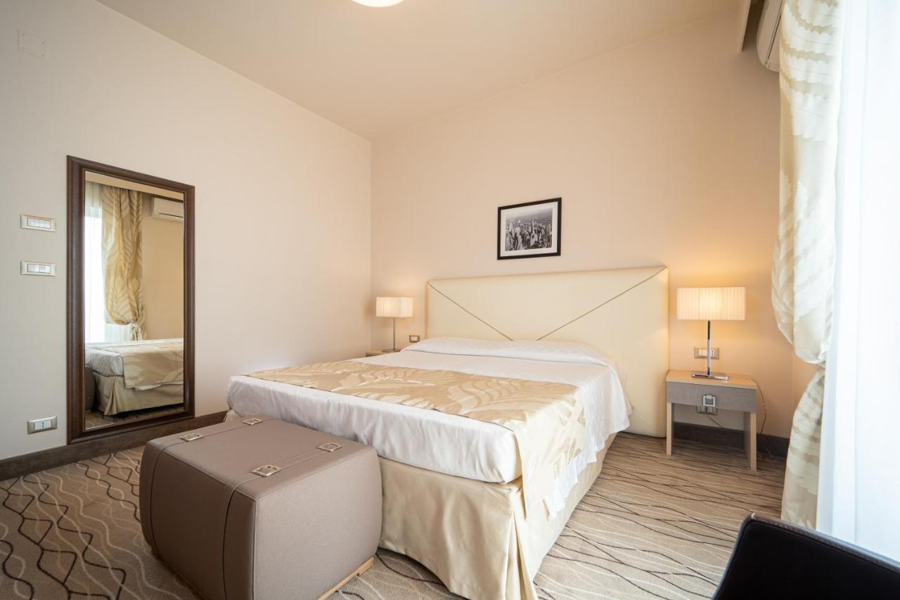 Hotel Ariston Molino Buja อาบาโนแตร์เม ภายนอก รูปภาพ